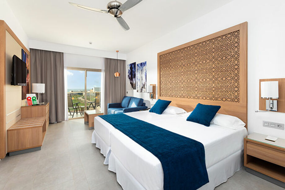 RIU Hotels opens its fifth hotel in Verde
